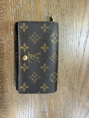 Louis Vuitton Monogram wallet in Brown and Gold